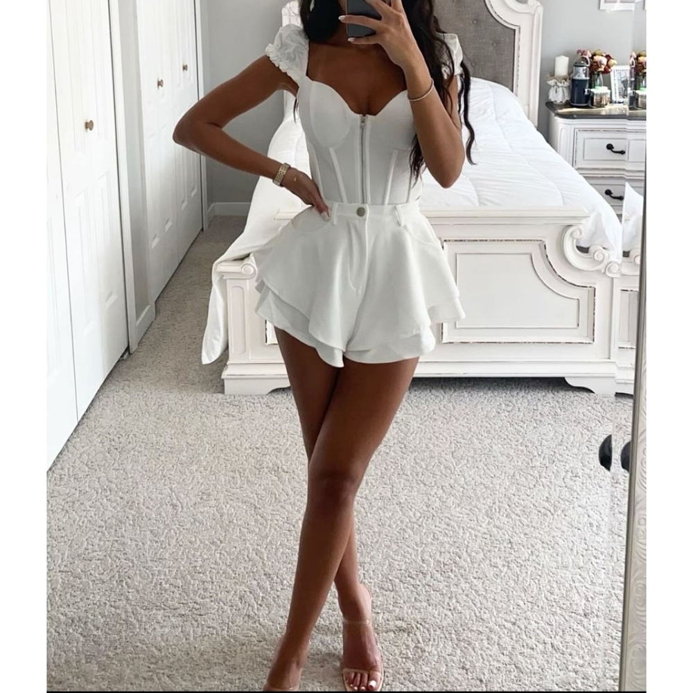 White Layered Set